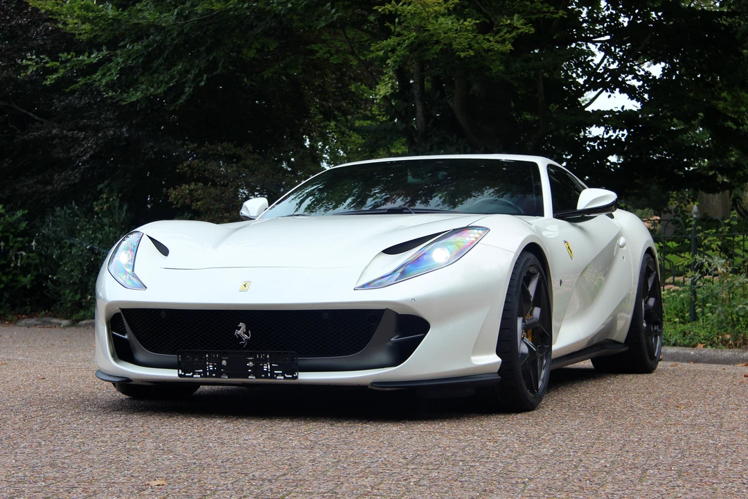 2018 Ferrari 812 Superfast - Image 3 of 31