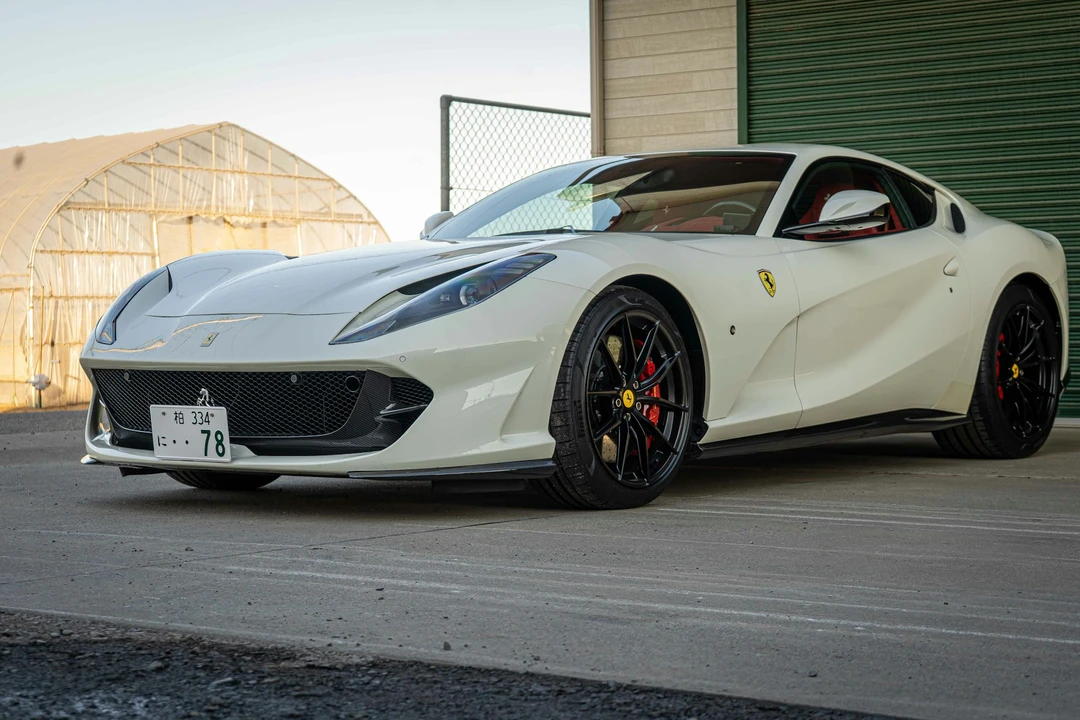 2018 Ferrari 812 Superfast - Image 19 of 21