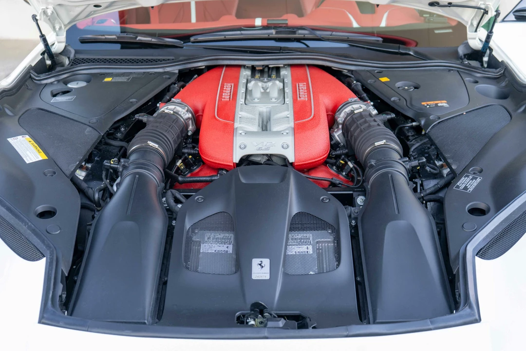 2018 Ferrari 812 Superfast - Image 6 of 21