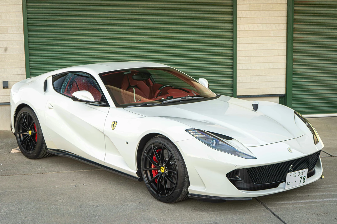 2018 Ferrari 812 Superfast - Image 3 of 21