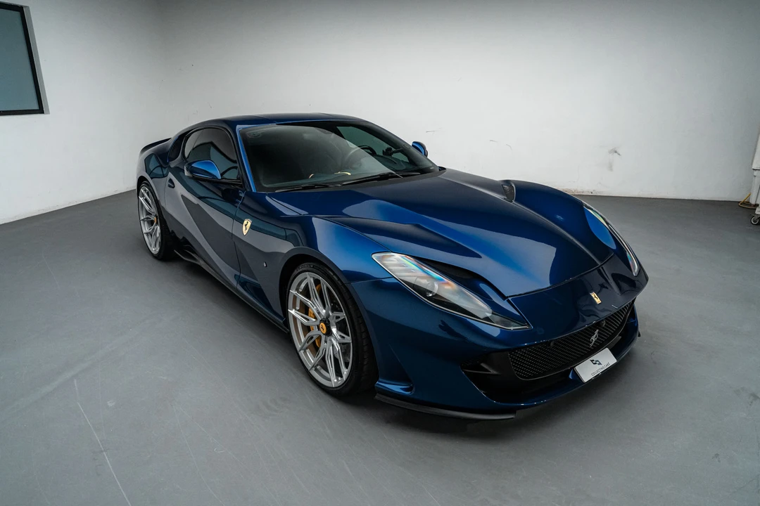 2018 Ferrari 812 Superfast - Image 11 of 31