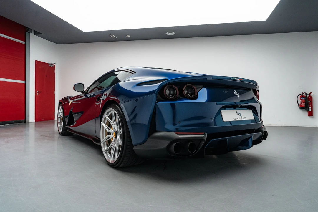 2018 Ferrari 812 Superfast - Image 7 of 31