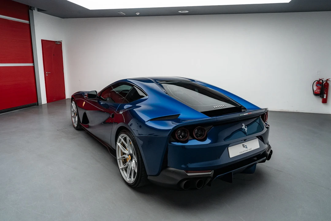 2018 Ferrari 812 Superfast - Image 15 of 31