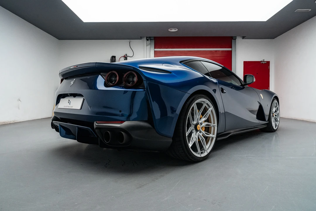 2018 Ferrari 812 Superfast - Image 5 of 31