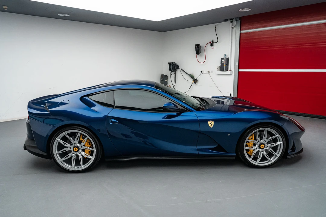 2018 Ferrari 812 Superfast - Image 12 of 31
