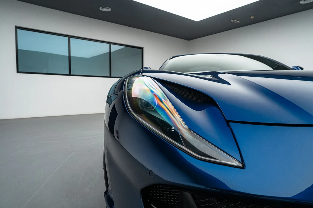 2018 Ferrari 812 Superfast - Image 27 of 31