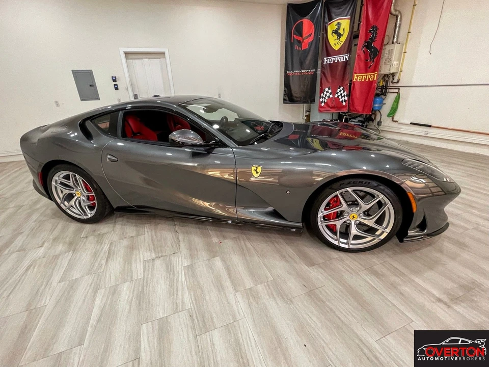 2018 Ferrari 812 Superfast - Image 5 of 29