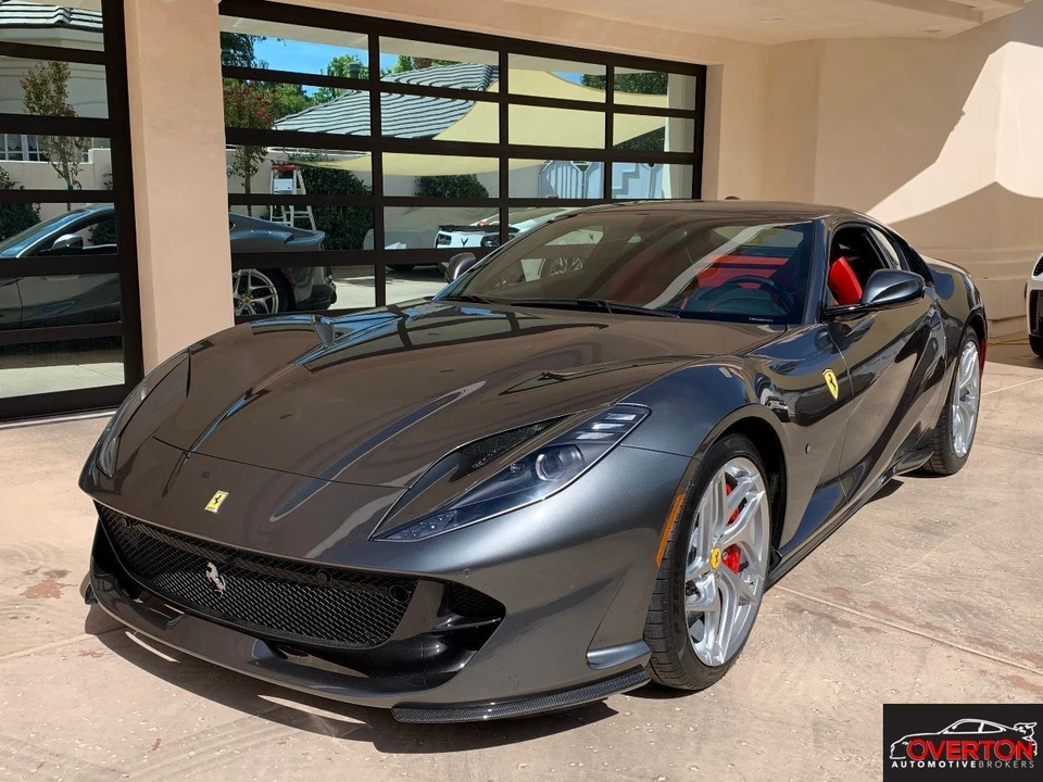 2018 Ferrari 812 Superfast - Image 10 of 29