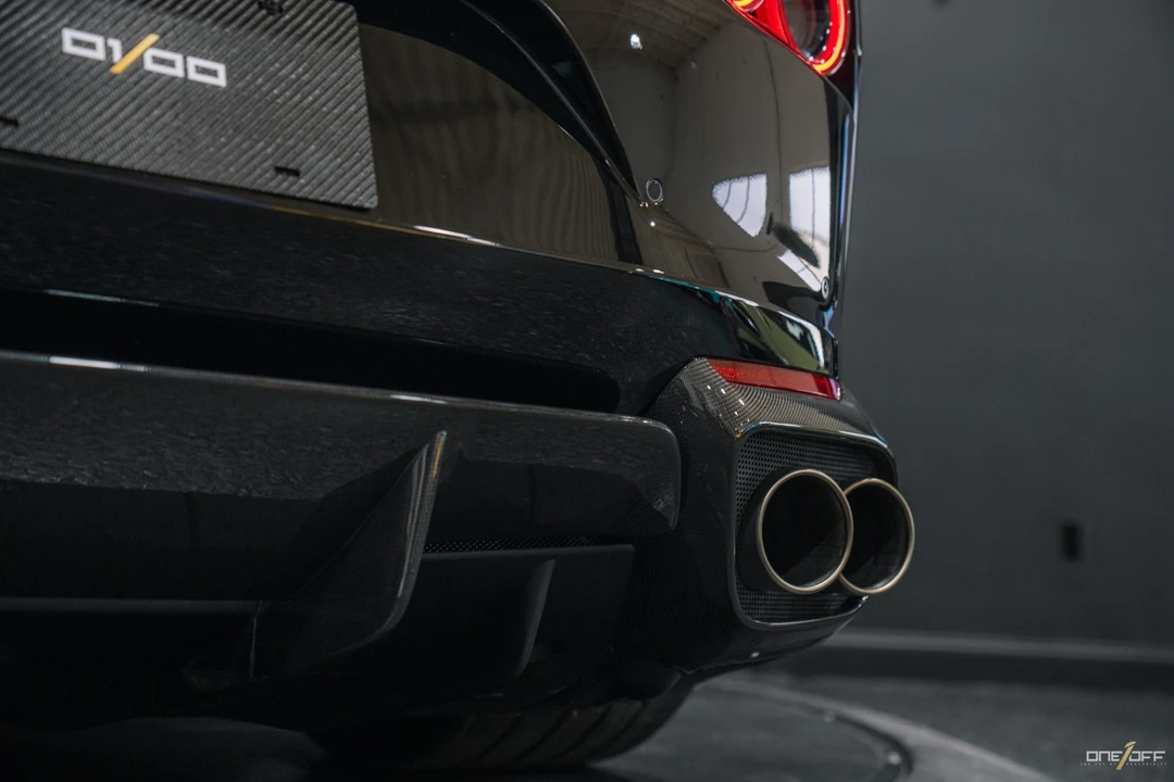 2018 Ferrari 812 Superfast - Image 27 of 31
