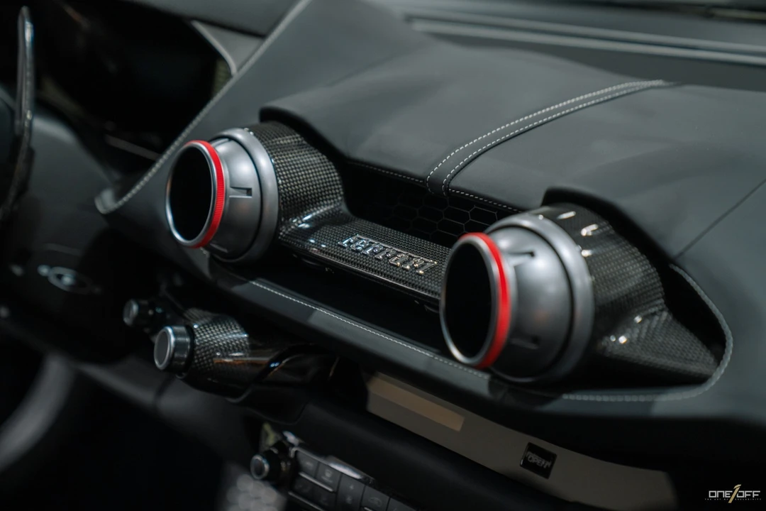 2018 Ferrari 812 Superfast - Image 10 of 31