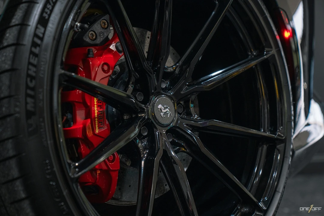 2018 Ferrari 812 Superfast - Image 4 of 31
