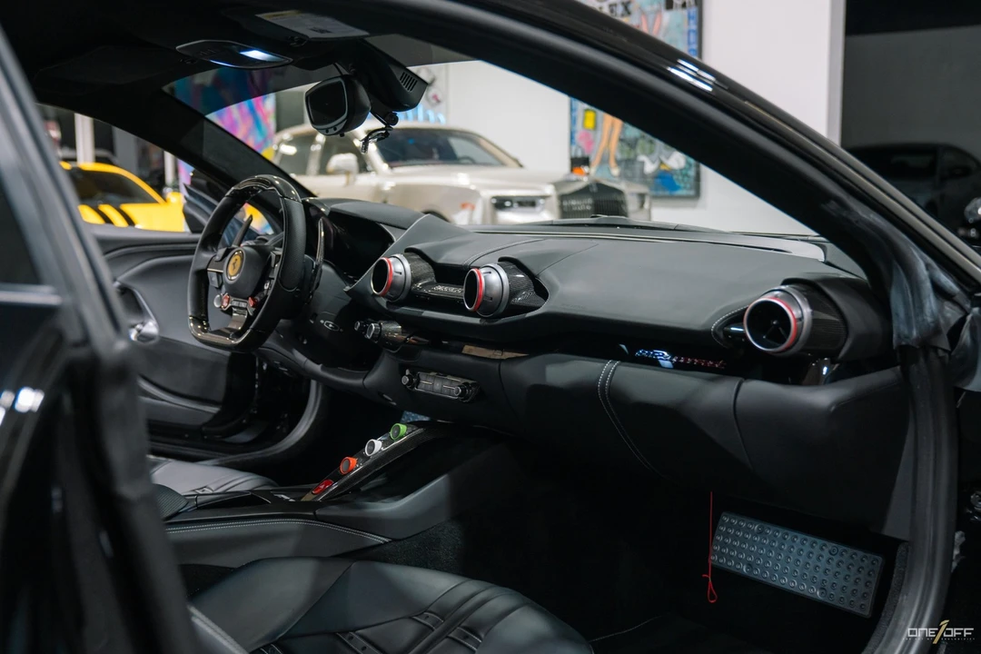 2018 Ferrari 812 Superfast - Image 2 of 31