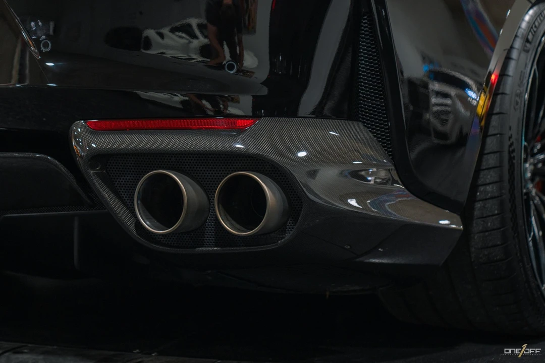 2018 Ferrari 812 Superfast - Image 12 of 31