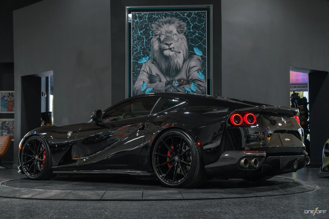 2018 Ferrari 812 Superfast - Image 26 of 31