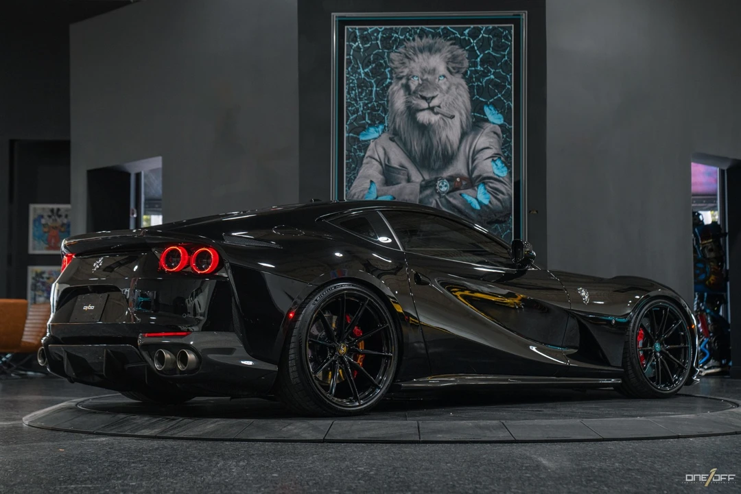 2018 Ferrari 812 Superfast - Image 7 of 31