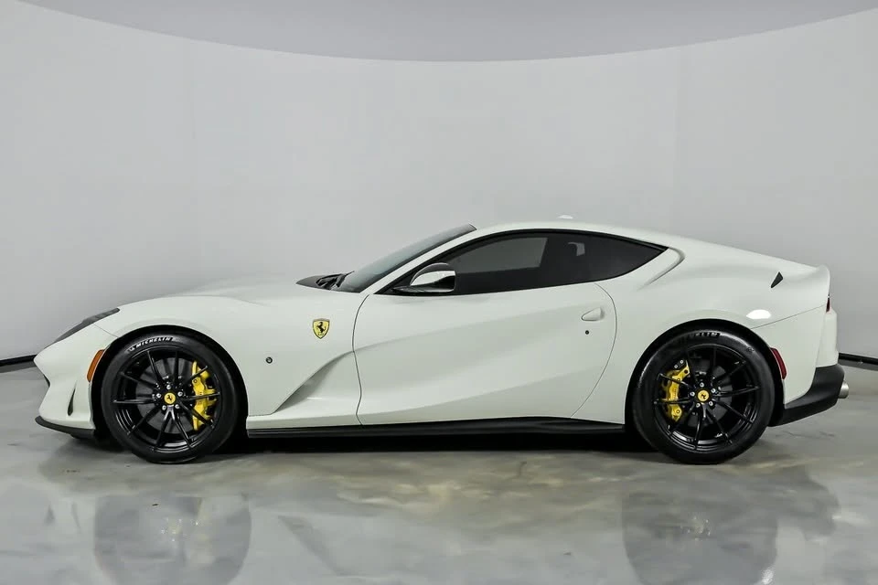 2018 Ferrari 812 Superfast - Image 8 of 20