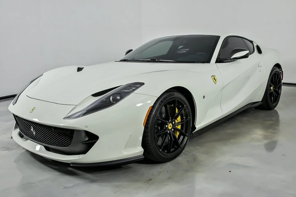 2018 Ferrari 812 Superfast - Image 6 of 20