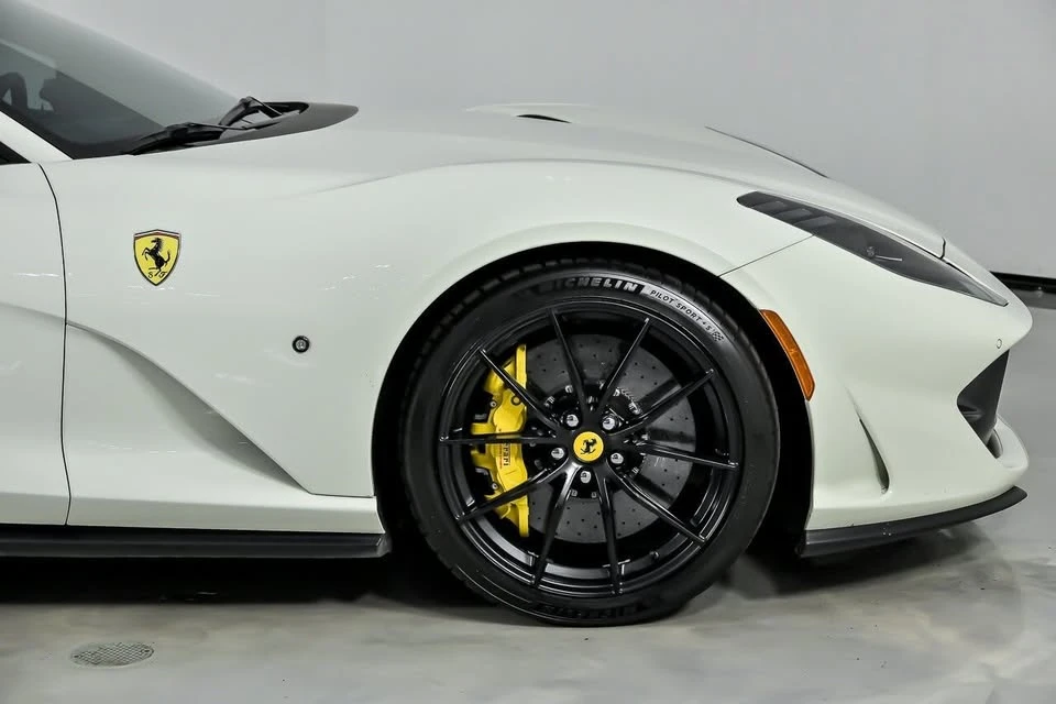2018 Ferrari 812 Superfast - Image 15 of 20