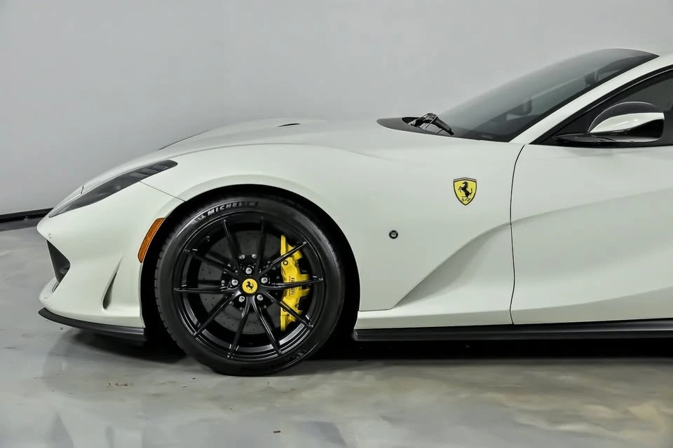 2018 Ferrari 812 Superfast - Image 7 of 20