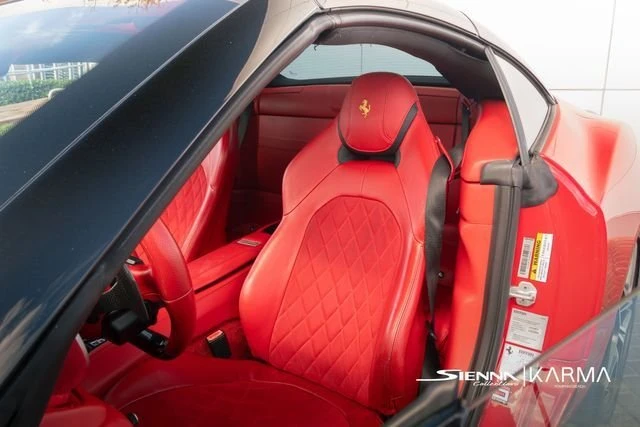 2018 Ferrari California T - Image 12 of 20