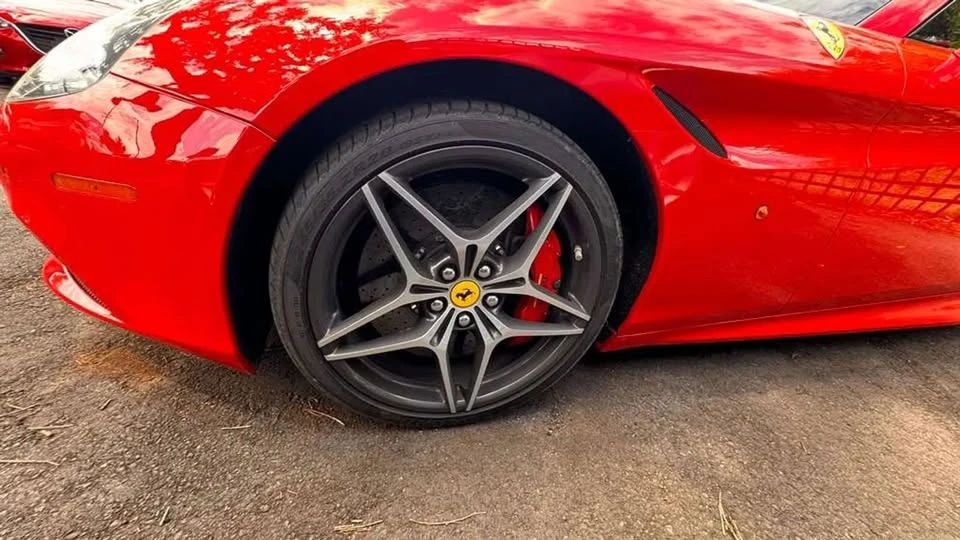 2018 Ferrari California T - Image 9 of 18