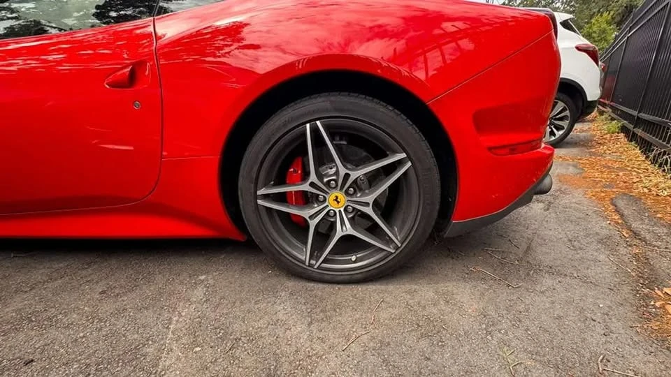 2018 Ferrari California T - Image 10 of 18