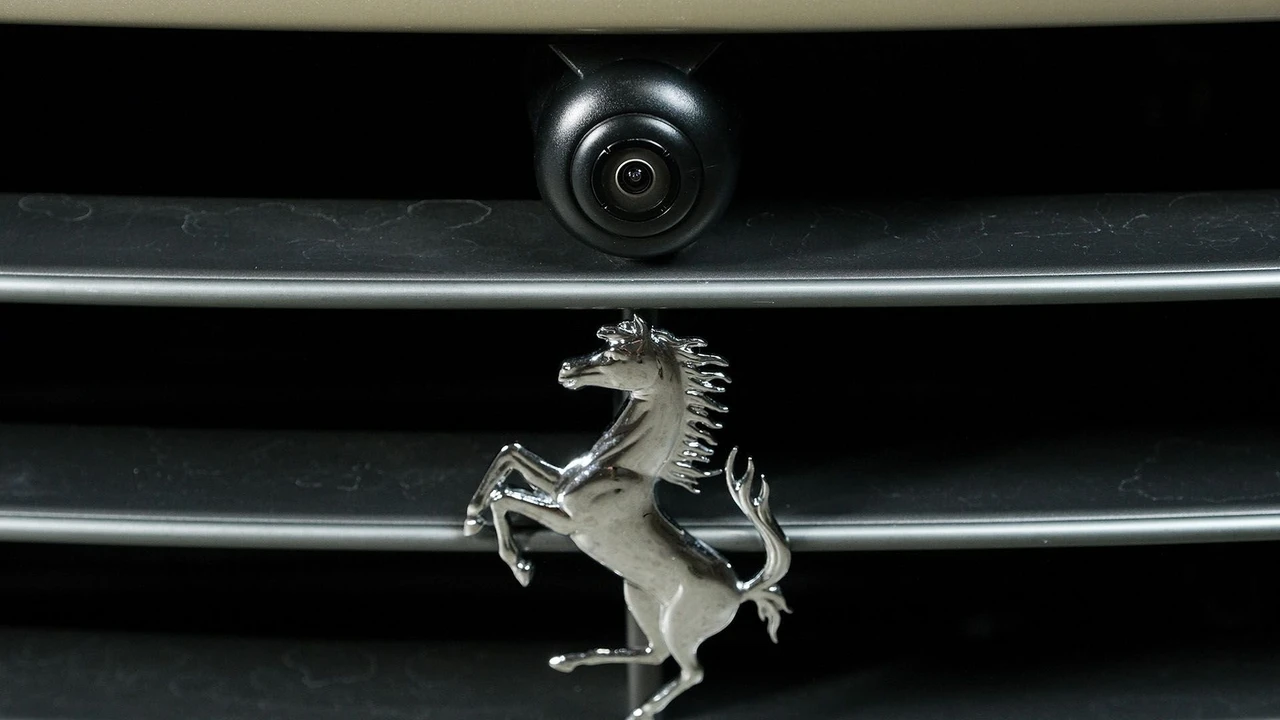 2018 Ferrari California T - Image 15 of 31