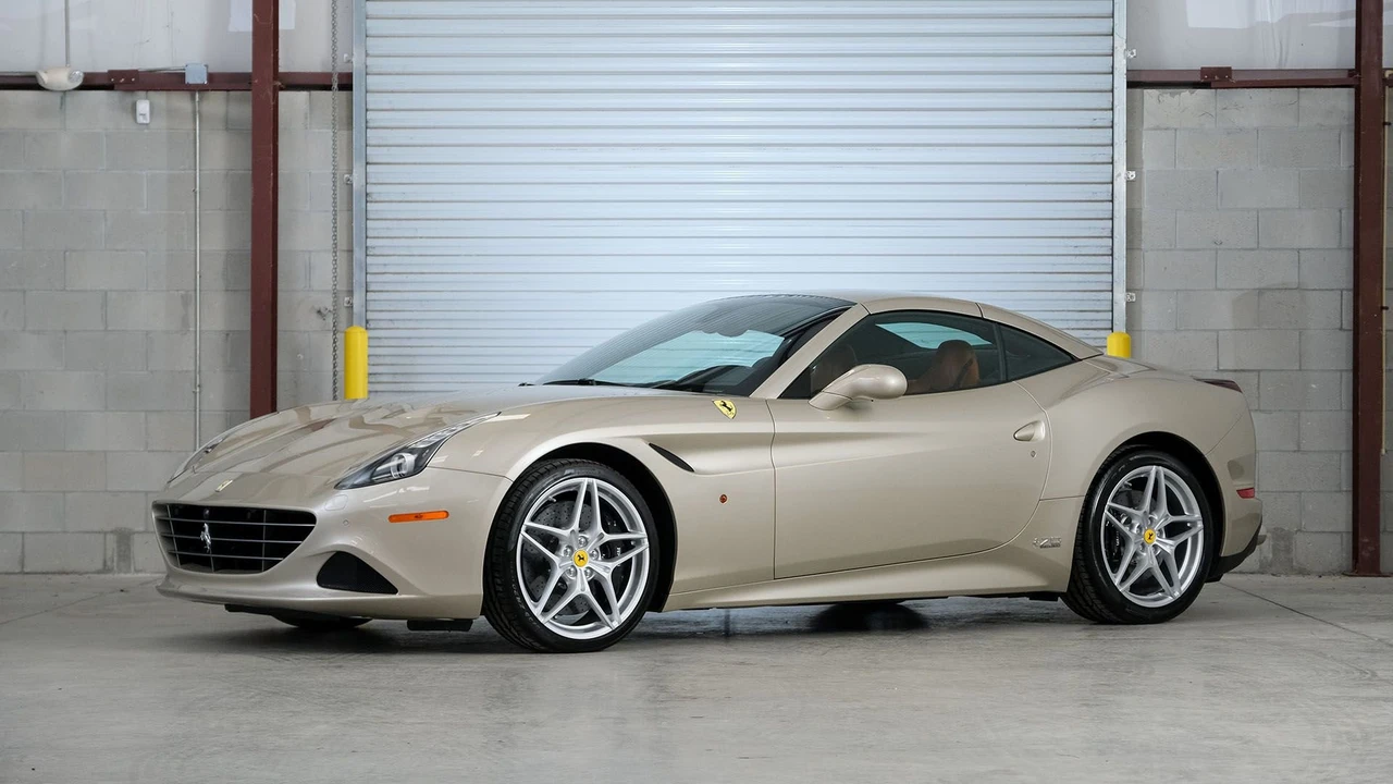 2018 Ferrari California T - Image 7 of 31