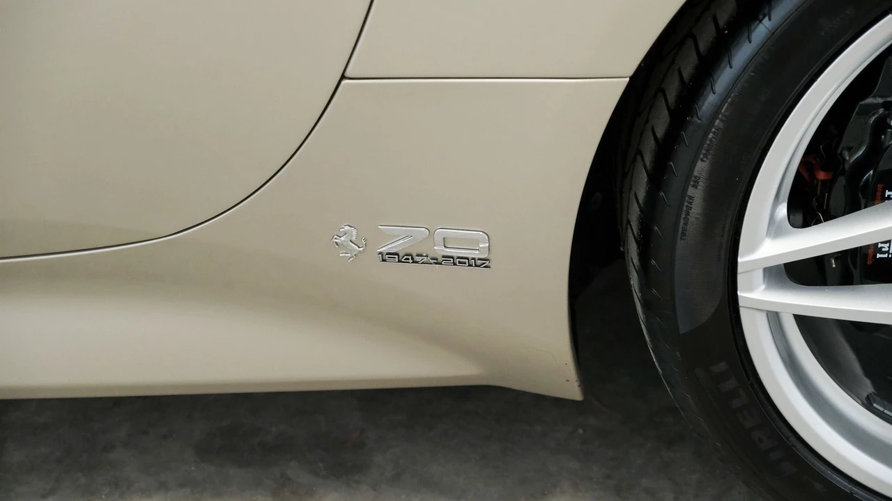2018 Ferrari California T - Image 22 of 31