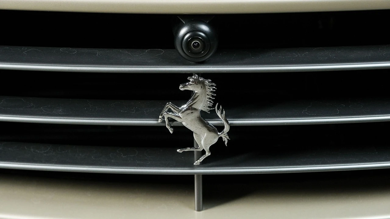 2018 Ferrari California T - Image 16 of 31