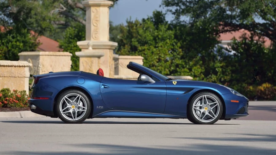 2018 Ferrari California T - Image 2 of 20