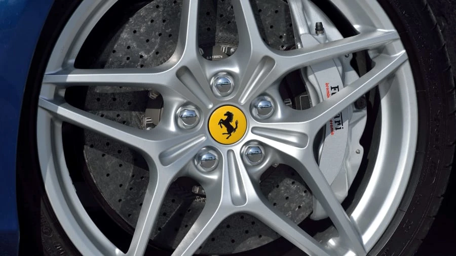 2018 Ferrari California T - Image 16 of 20