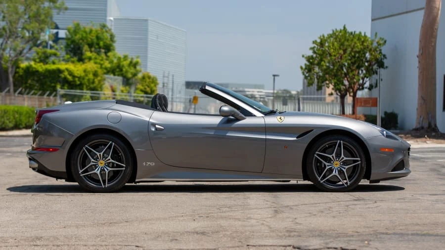 2018 Ferrari California T - Image 2 of 20