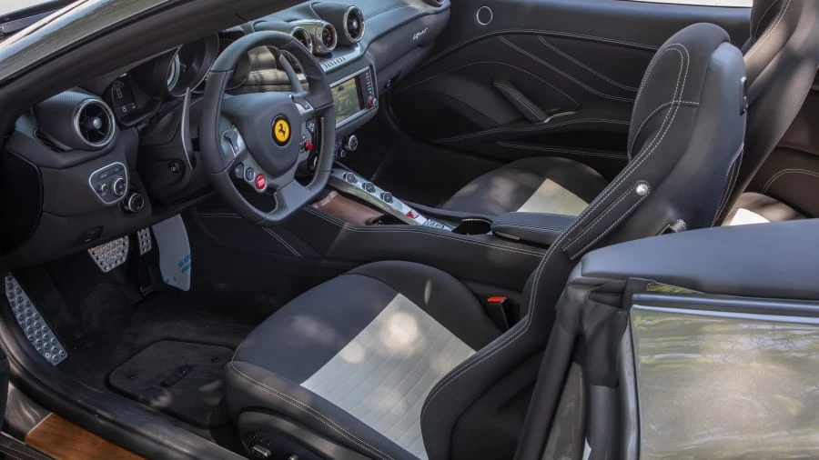 2018 Ferrari California T - Image 4 of 20