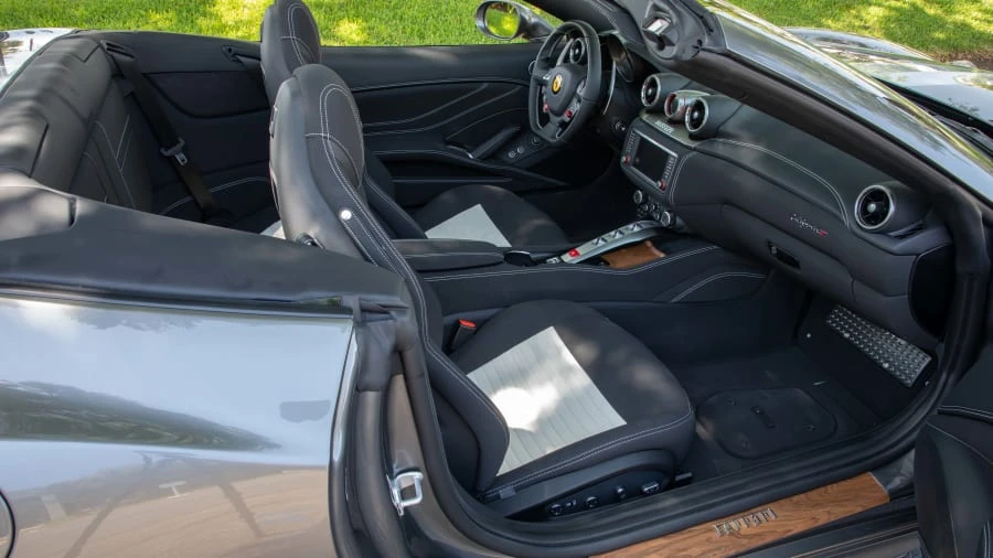 2018 Ferrari California T - Image 5 of 20