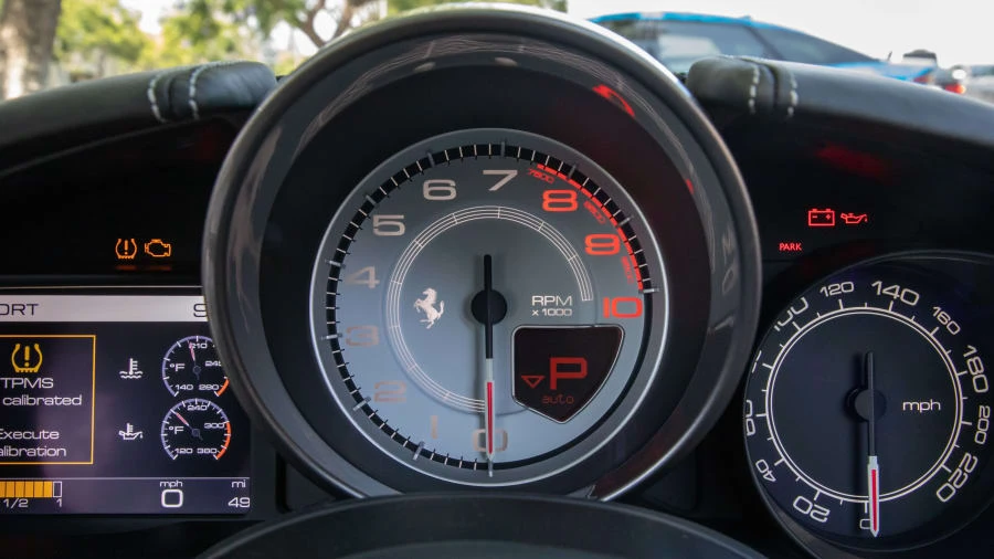 2018 Ferrari California T - Image 17 of 20