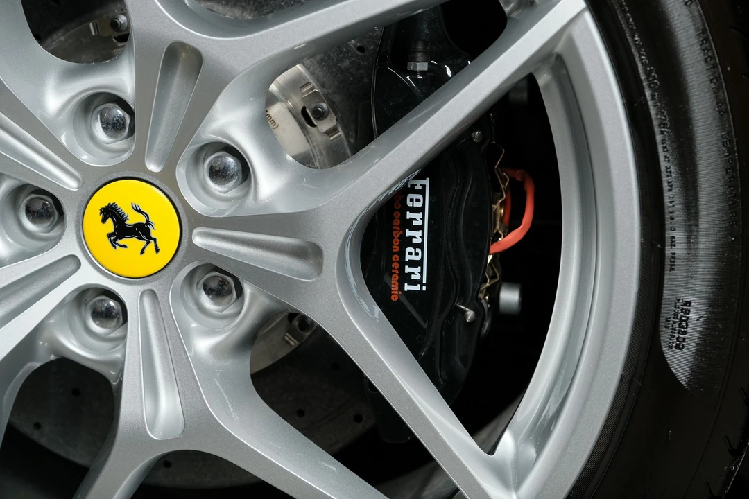 2018 Ferrari California T - Image 2 of 26