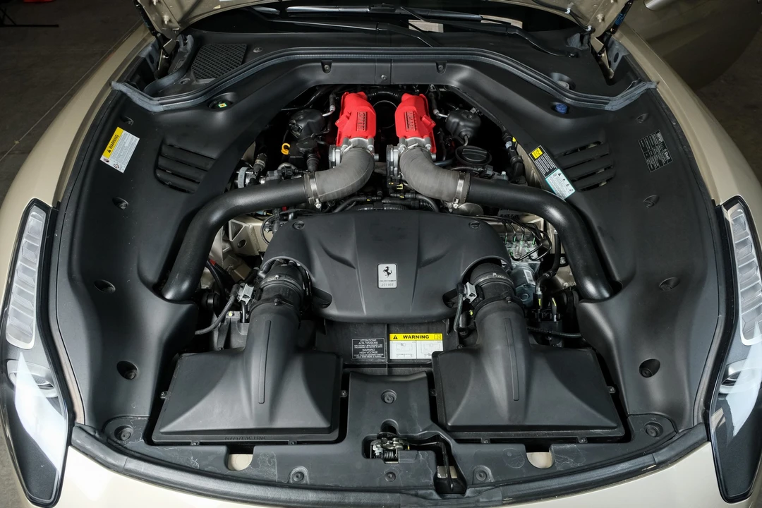 2018 Ferrari California T - Image 5 of 26