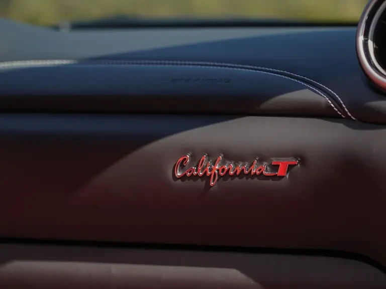 2018 Ferrari California T - Image 18 of 31