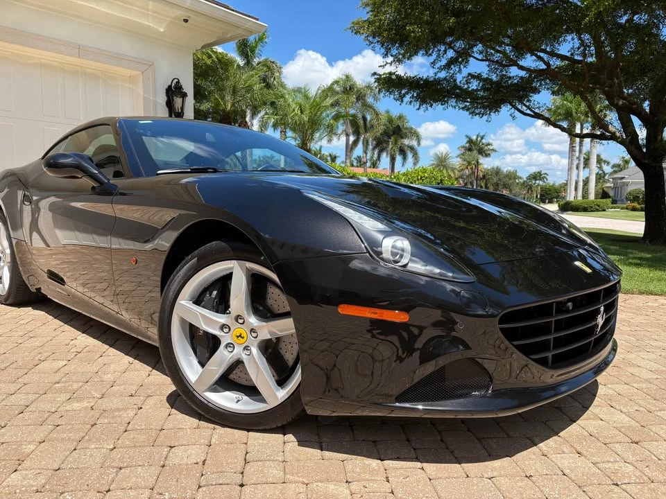 2018 Ferrari California T - Image 3 of 6