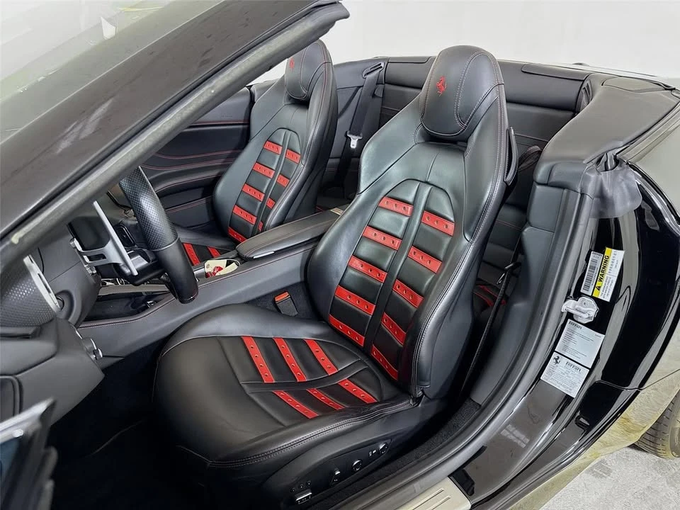 2018 Ferrari California T - Image 11 of 20