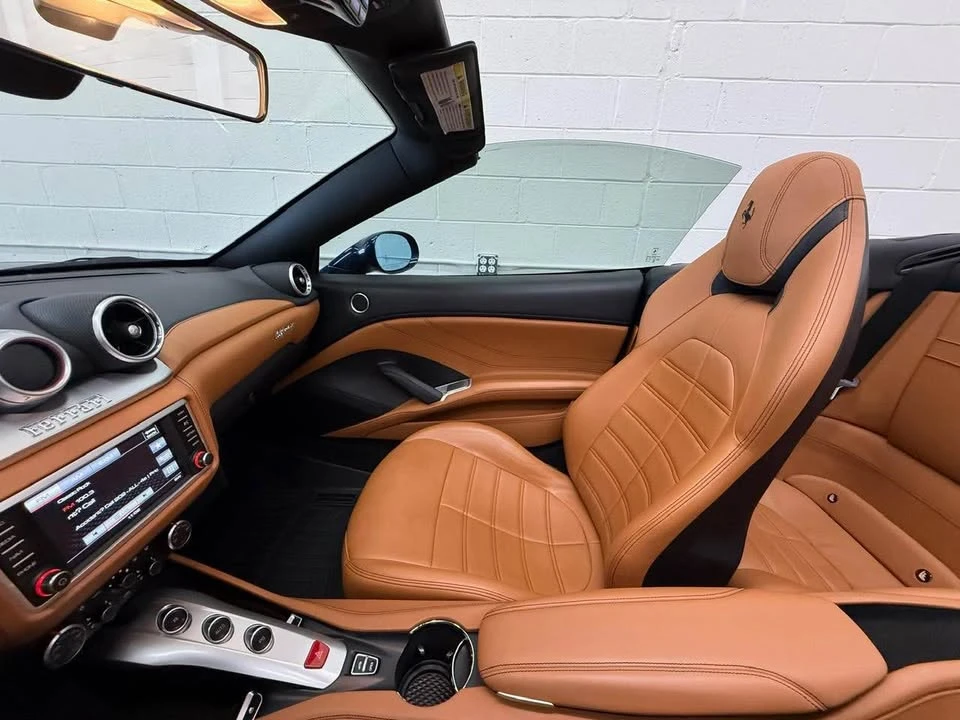 2018 Ferrari California T - Image 7 of 10