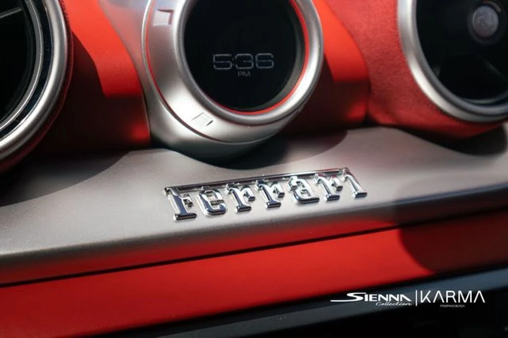 2018 Ferrari California T - Image 29 of 31