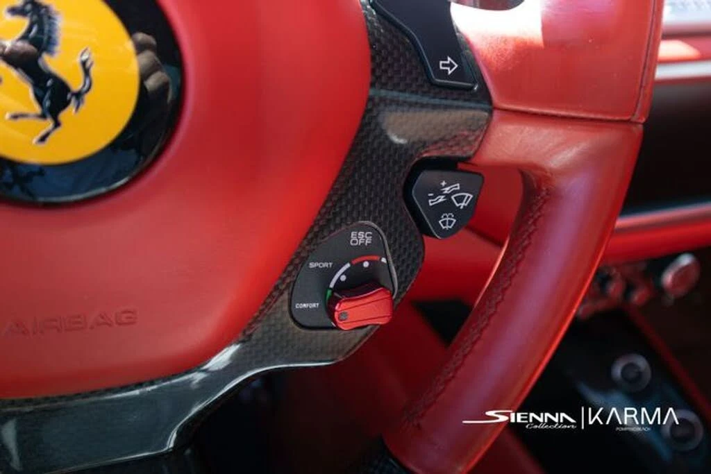 2018 Ferrari California T - Image 23 of 31