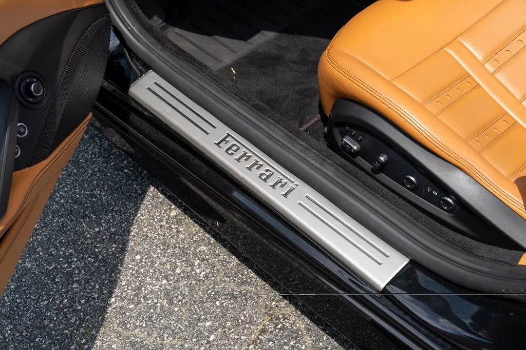 2018 Ferrari California T - Image 28 of 31