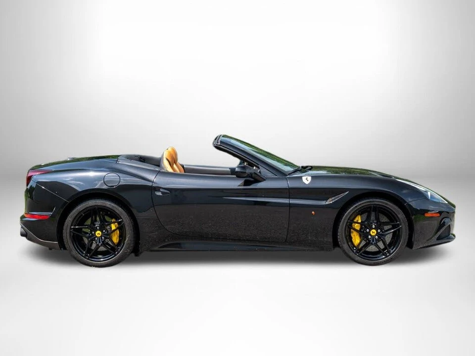 2018 Ferrari California T - Image 7 of 31