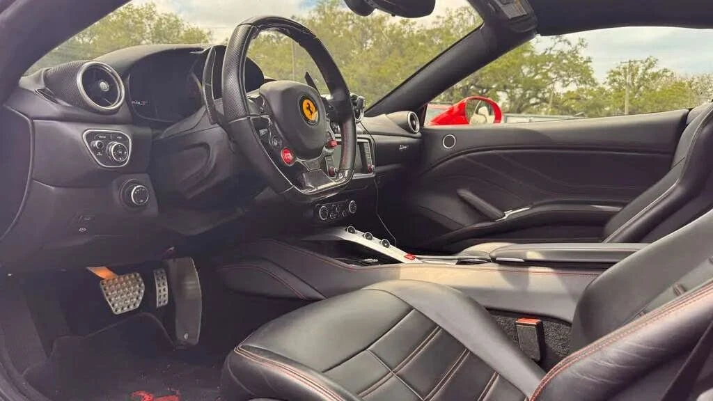 2018 Ferrari California T - Image 4 of 18