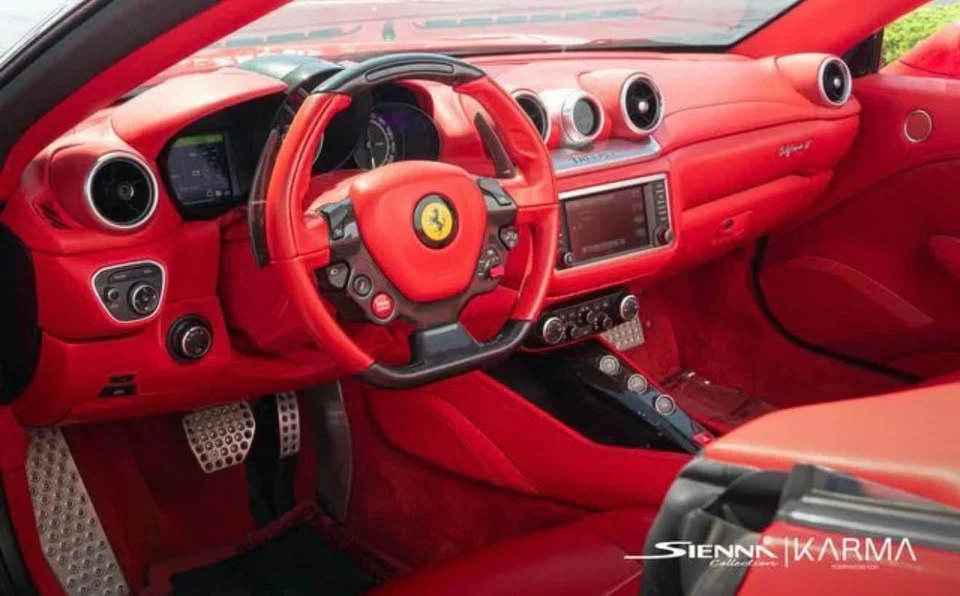 2018 Ferrari California T - Image 8 of 19