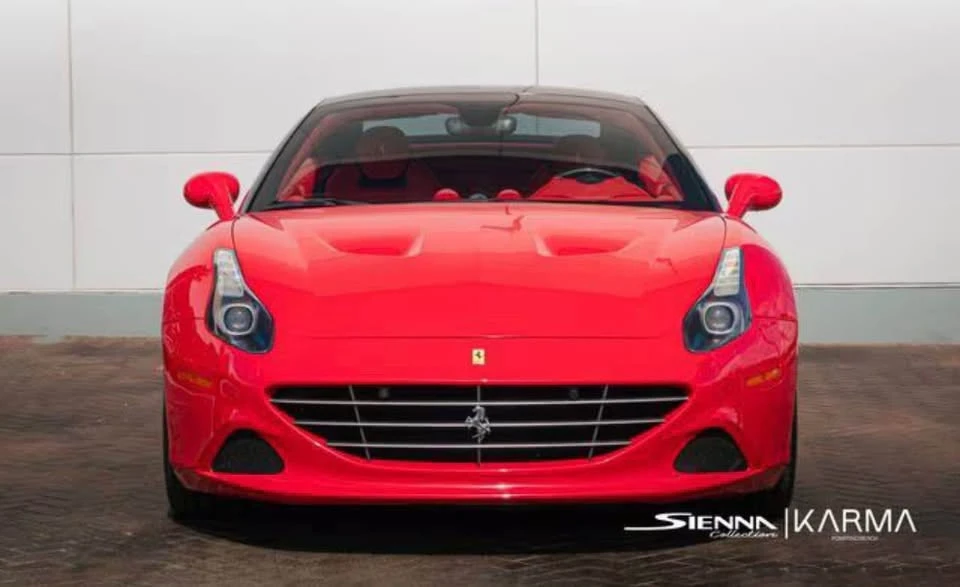 2018 Ferrari California T - Image 2 of 19