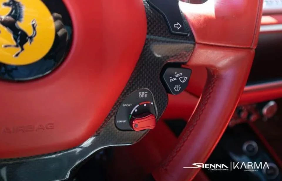 2018 Ferrari California T - Image 12 of 19